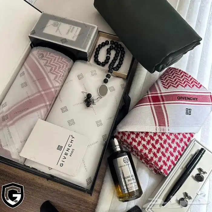 طقم ماركة جفنشي رجالي _اشماغه رجالي جفنشي 6