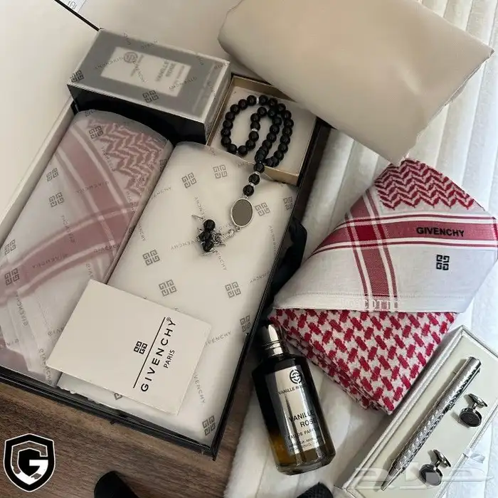 طقم ماركة جفنشي رجالي _اشماغه رجالي جفنشي 9