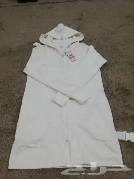 جاكت أو بلوفر أو هودي على كيفك 1