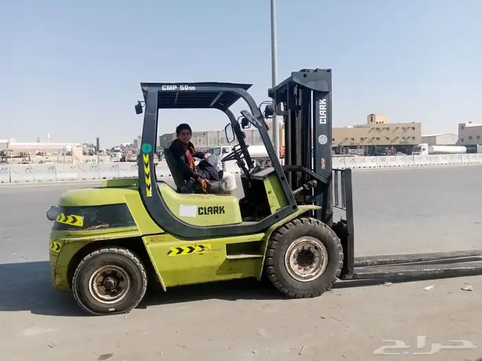 رافعه شوكيه وفركلفت للأجار اليومي والشهري 8