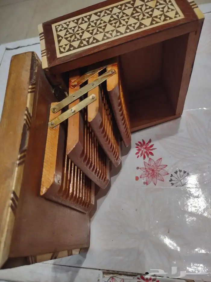 قطع خشبية انتيك 8