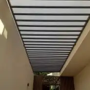 مجالس ساندوتش بنل واجهات زجاج جلسات مودرن تنسيق حدائق 12