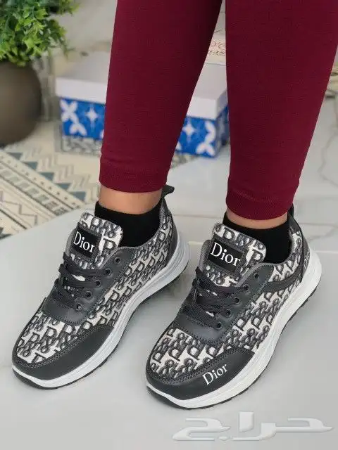 هداياء شوزات نسائي جميع الماركات 21