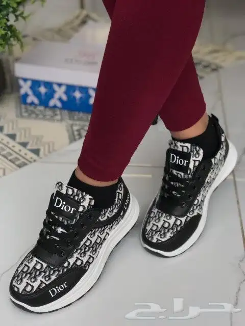 هداياء شوزات نسائي جميع الماركات 20