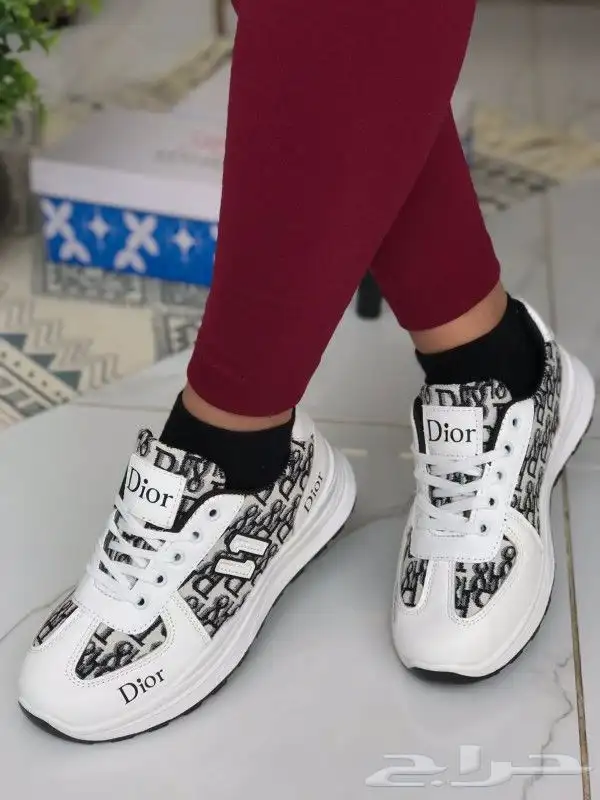 هداياء شوزات نسائي جميع الماركات 10