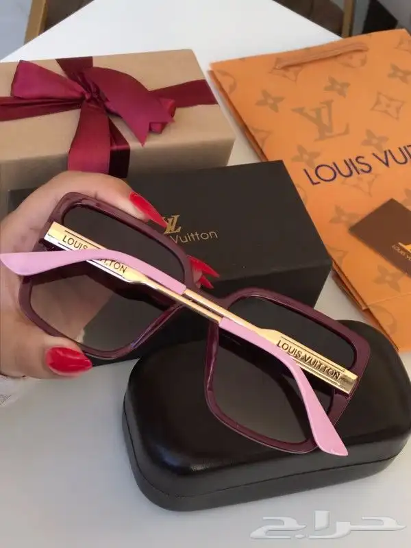 هداياء شوزات نسائي جميع الماركات 47