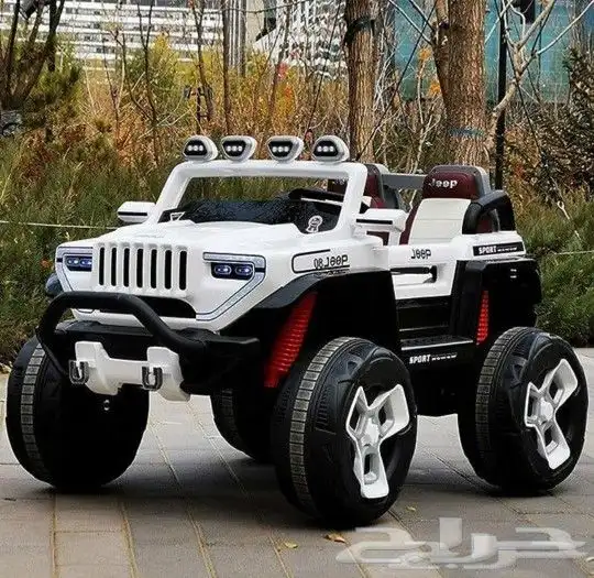 two-seat electric car 5