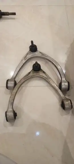 قطع غيار لكزس LS 430 َ 3