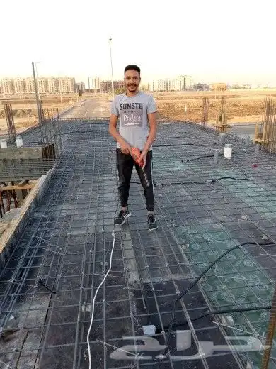 كهربائي منازل تشطيب واتاسيس وكل أعمل الصيانه ولديه سيارة 5