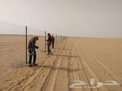 نقوم بتركيب الشبوك المجلفنه وسياج الأمني بجميع انواعها وتوري 5