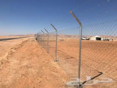 نقوم بتركيب الشبوك المجلفنه وسياج الأمني بجميع انواعها وتوري 4