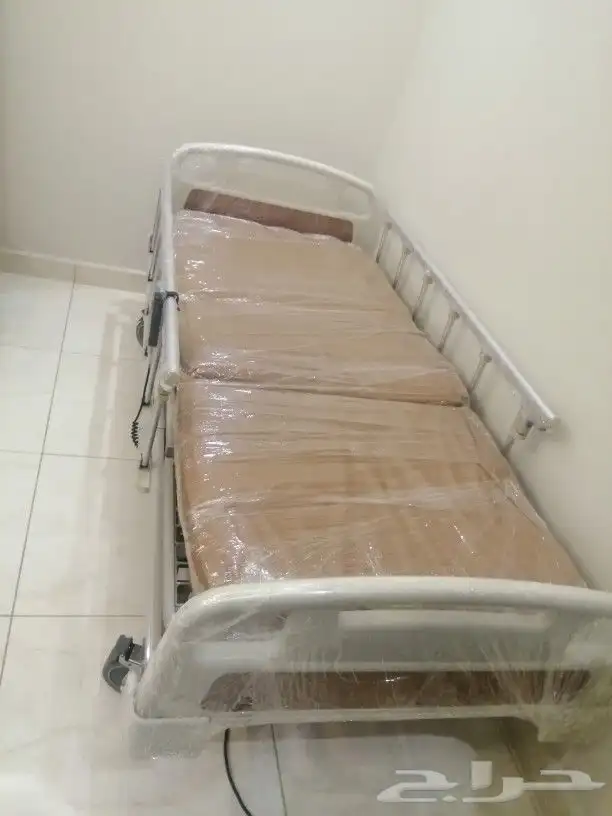 سرير طبي كهربائي 1