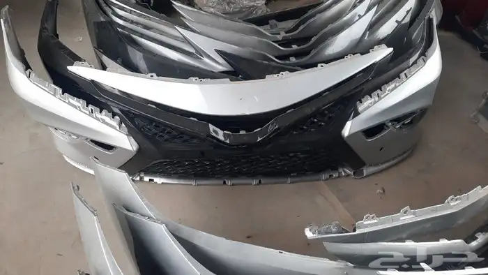 صدامات كامري سبورت 23 _20 وكاله اصليه نظيفه 4