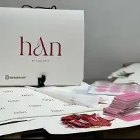 مطبعة طباعة بكجات عباية ورق تغليف استكر كروت ليبل اكواب 4