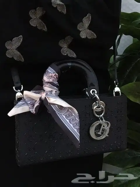 ماركه درجه اولى طبق الأصل وتساب 11