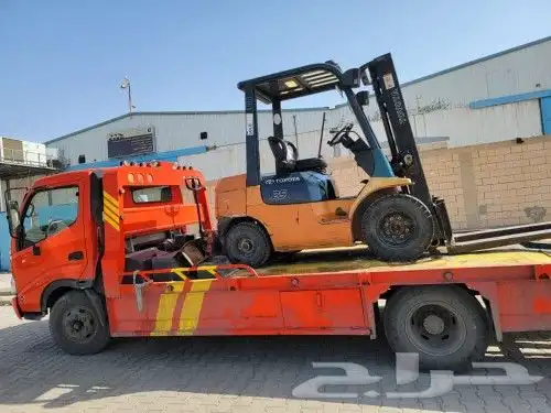 رافعة شوكية (فوركلفت) forklift للإيجار 1