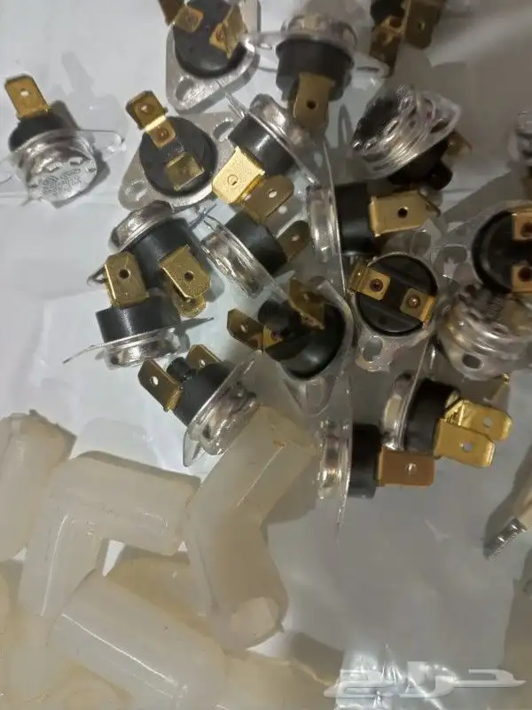 قطع غيار برادات للبيع 4