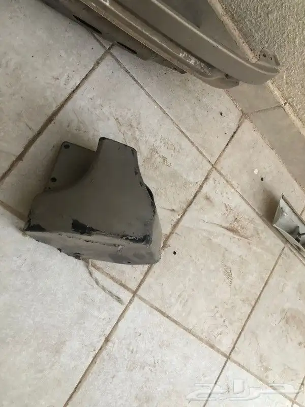 قطع غيار لاندكروزر 2003 1
