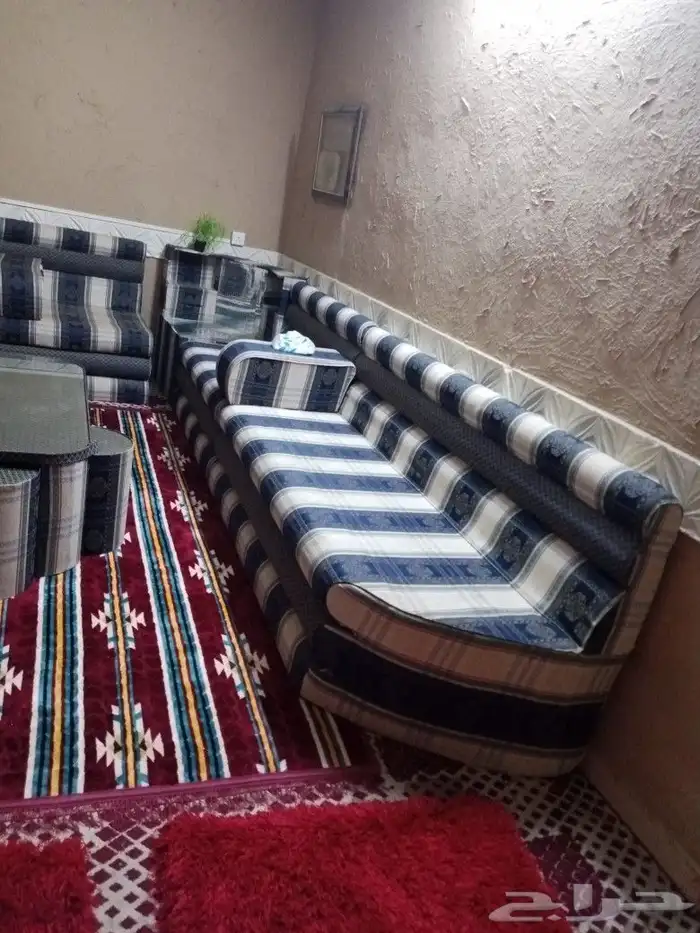 كنب اسفنج مضغوط مستعمل للبيع بريدة 13