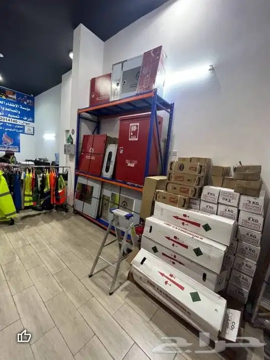 خبره في توريد وتركيب نظام الإطفاء والإنذار لجميع المنشئات 3