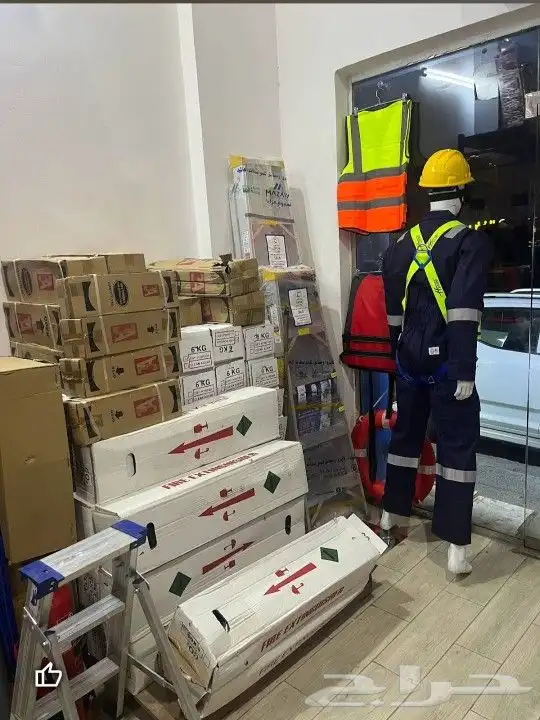 خبره في توريد وتركيب نظام الإطفاء والإنذار لجميع المنشئات 2