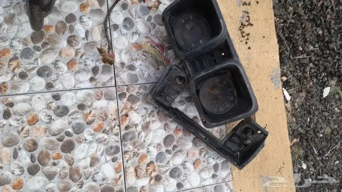 قطع هايلكس 77 او 78 طبلون مع شبك دركسون واغراض اخ 0