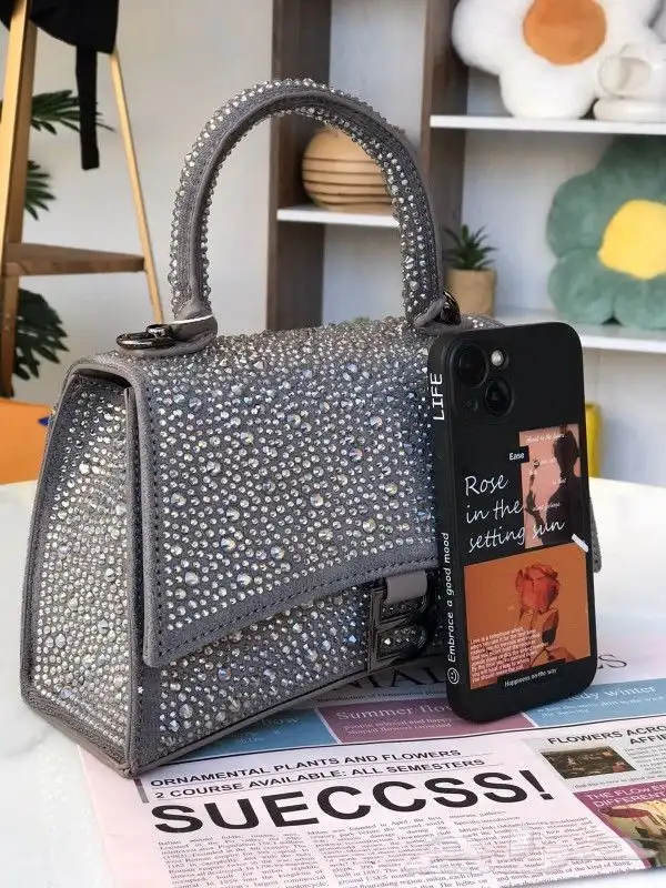 هداياء هاي كوبي درجه اولى طبق الأصل لطلب وتساب 18