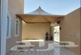 عمل مظلات ستاير برجولات جلسات عشب صناعي 8