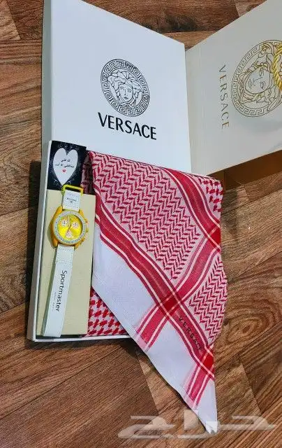 اطقم هدايا رجالي شبابي تصميم الاسم حسب الطلب 12