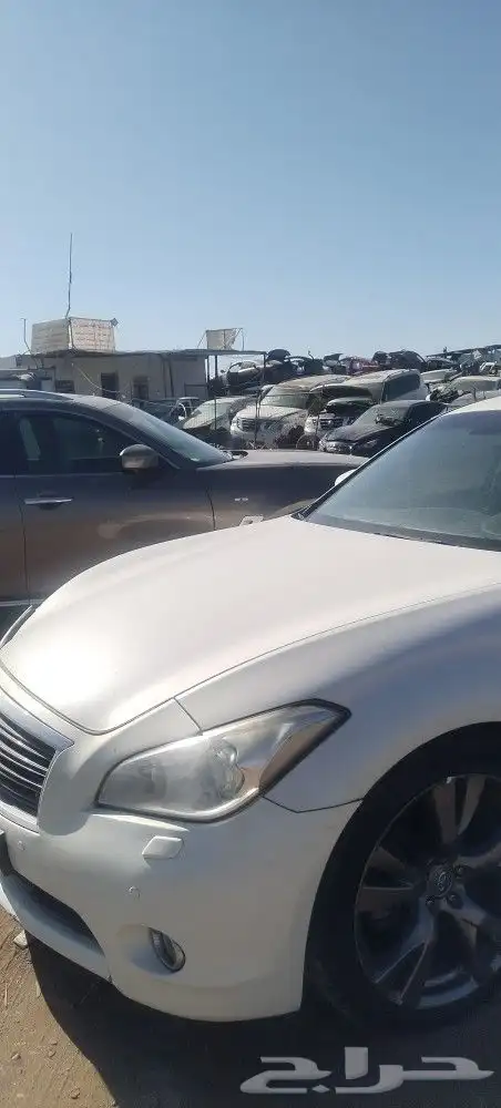 قطع غيار انفنتي كيو 70 Q70 تشليح 2
