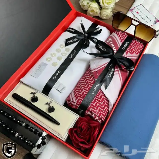 اطقم هدايا رجالي شبابي تصميم الاسم حسب الطلب 29