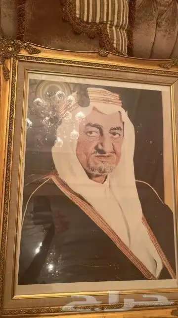 لوحة جدارية للملك فيصل رحمه الله تعالى 0