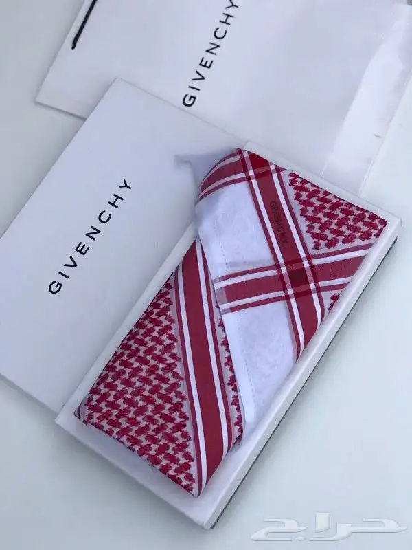 هداياء شماغات درجه اولى طبق الأصل 36