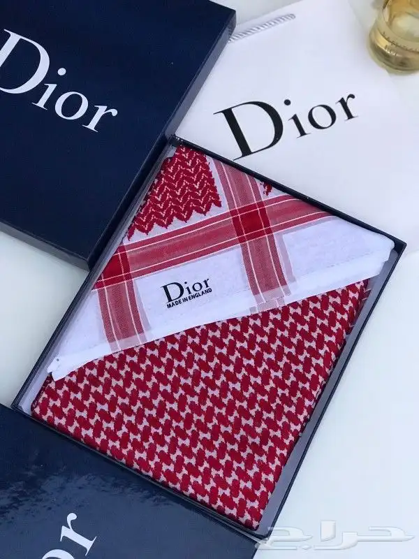 هداياء شماغات درجه اولى طبق الأصل 32