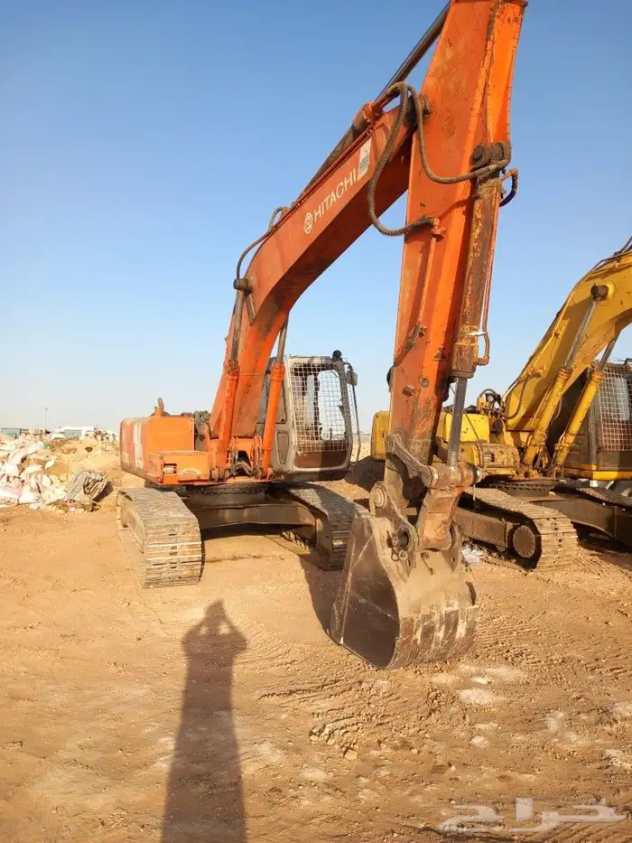 بوكلين EX200 هيتاشي للبيع 9