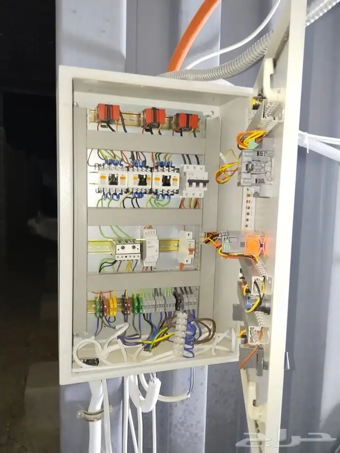 فني تكييف و تبريد و صيانة مكيفات المركزية 5