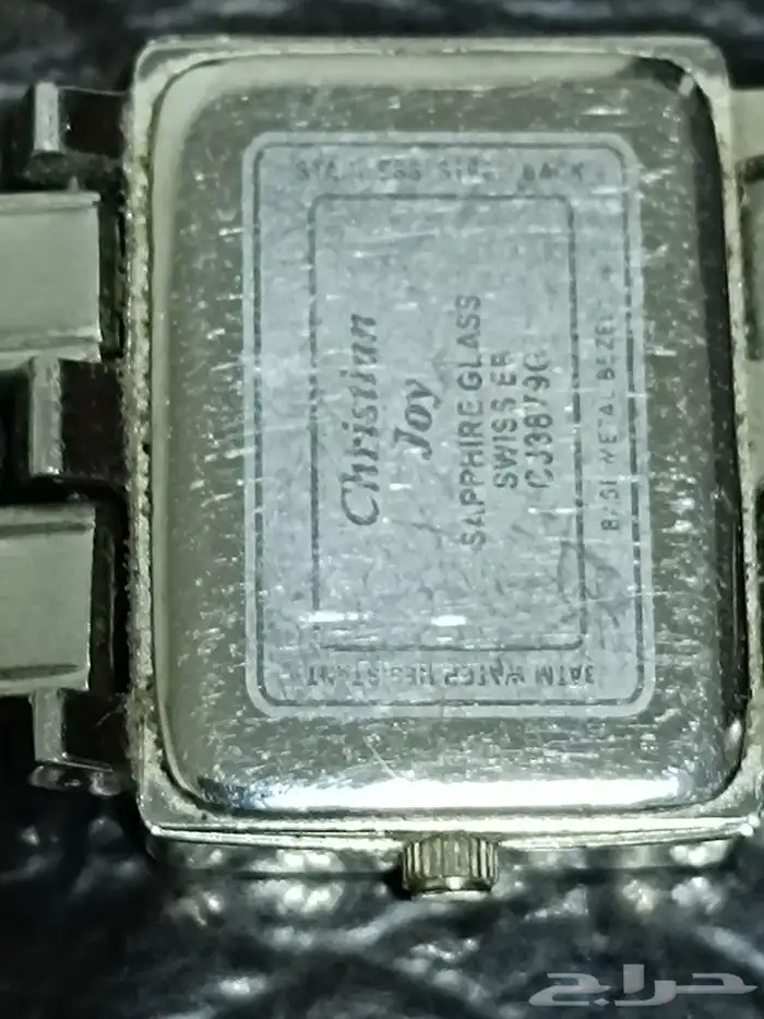 للبيع ساعه تحتاج بطاريه سويسريه 0