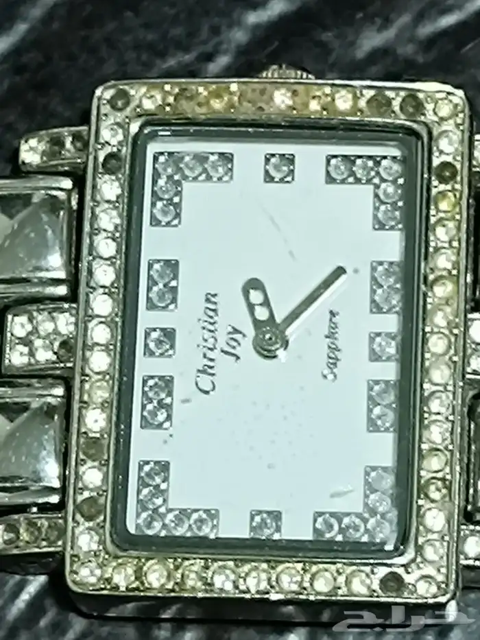 للبيع ساعه تحتاج بطاريه سويسريه 1