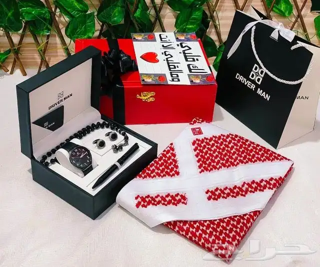 هدايا رجاليه ماركه تغليف وترتيب مميز 12