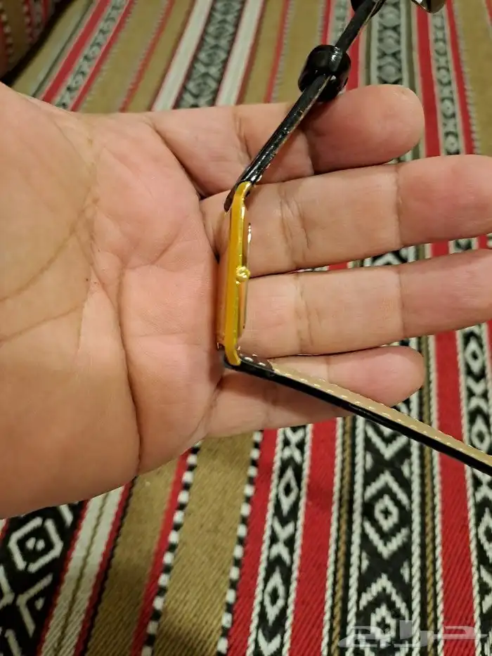 ساعة سويسرية موديل الثمانينات ( فنتج ) 2