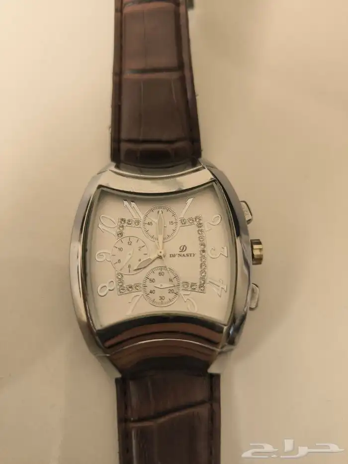 ساعات لقطه للي بياخذها 1