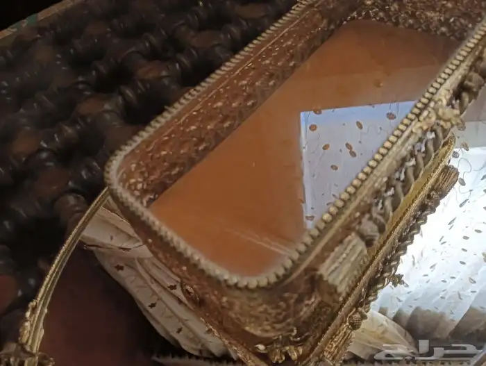 طقم صينه و علبة حلاوة   من الطراز الفاخر 2