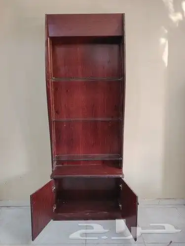 للبيع طاولات عرض أرفف زجاج العدد 8 الشكل موضح بالصور 3