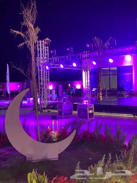 ديكورات حفلات شاشات عرض صوتيات واضاءات وتنظيم مؤتمرات ومعارض 1
