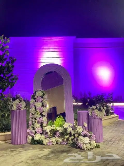ديكورات حفلات شاشات عرض صوتيات واضاءات وتنظيم مؤتمرات ومعارض 5