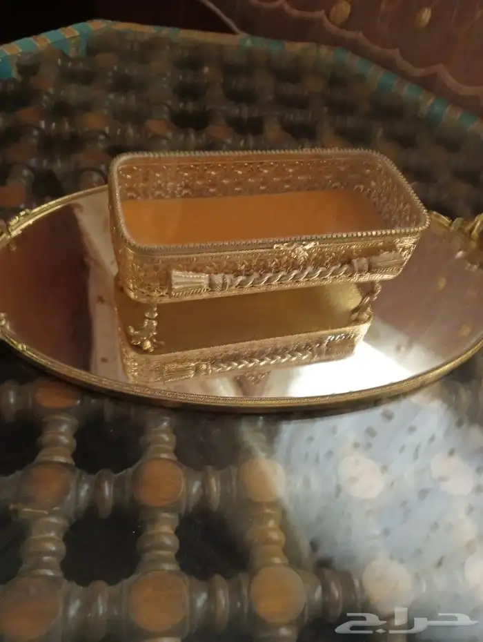 طقم صينه و علبة حلاوة   من الطراز الفاخر 1