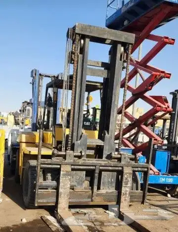 تاجير رافعات شوكية فوركلفت ومعدات ثقيلة 3