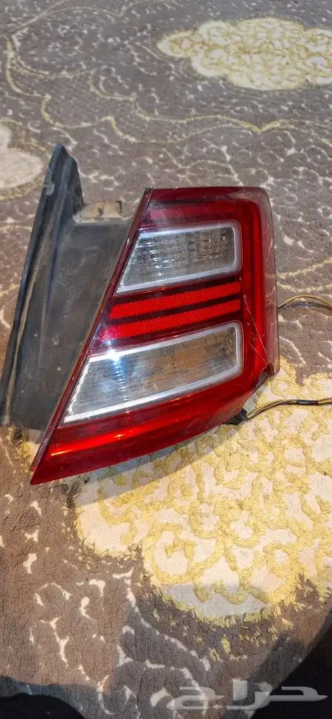 سطب توريس جهت اليمين نظيف مره فيه كسر بسيط ويتصلح وحق الوكال 0
