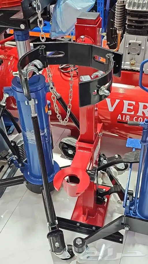 عدد ومعدات و تجهيزات ورش صناعيه مفاتيح وسكاريب 7