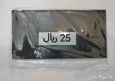 محافظ و حاملات بطاقات 12